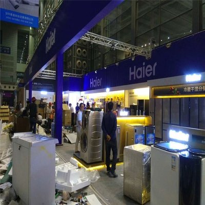 專(zhuān)業(yè)展覽服務(wù)全方位解析 特裝展臺(tái)搭建與方鋁展位租賃