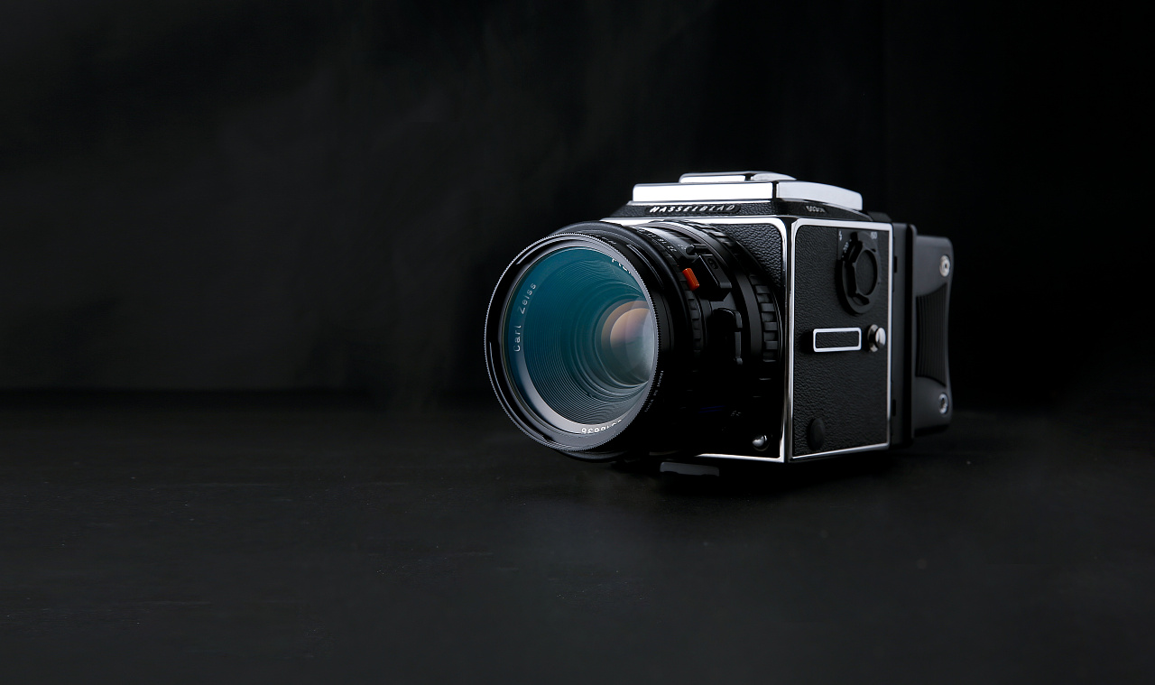 哈蘇503cw 經典中畫幅相機的影像藝術與新能源技術開發的關聯